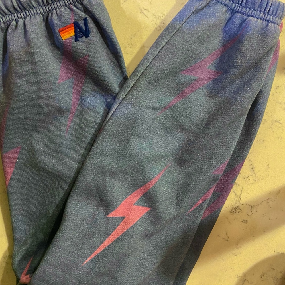 aviator nation sweatpants!!